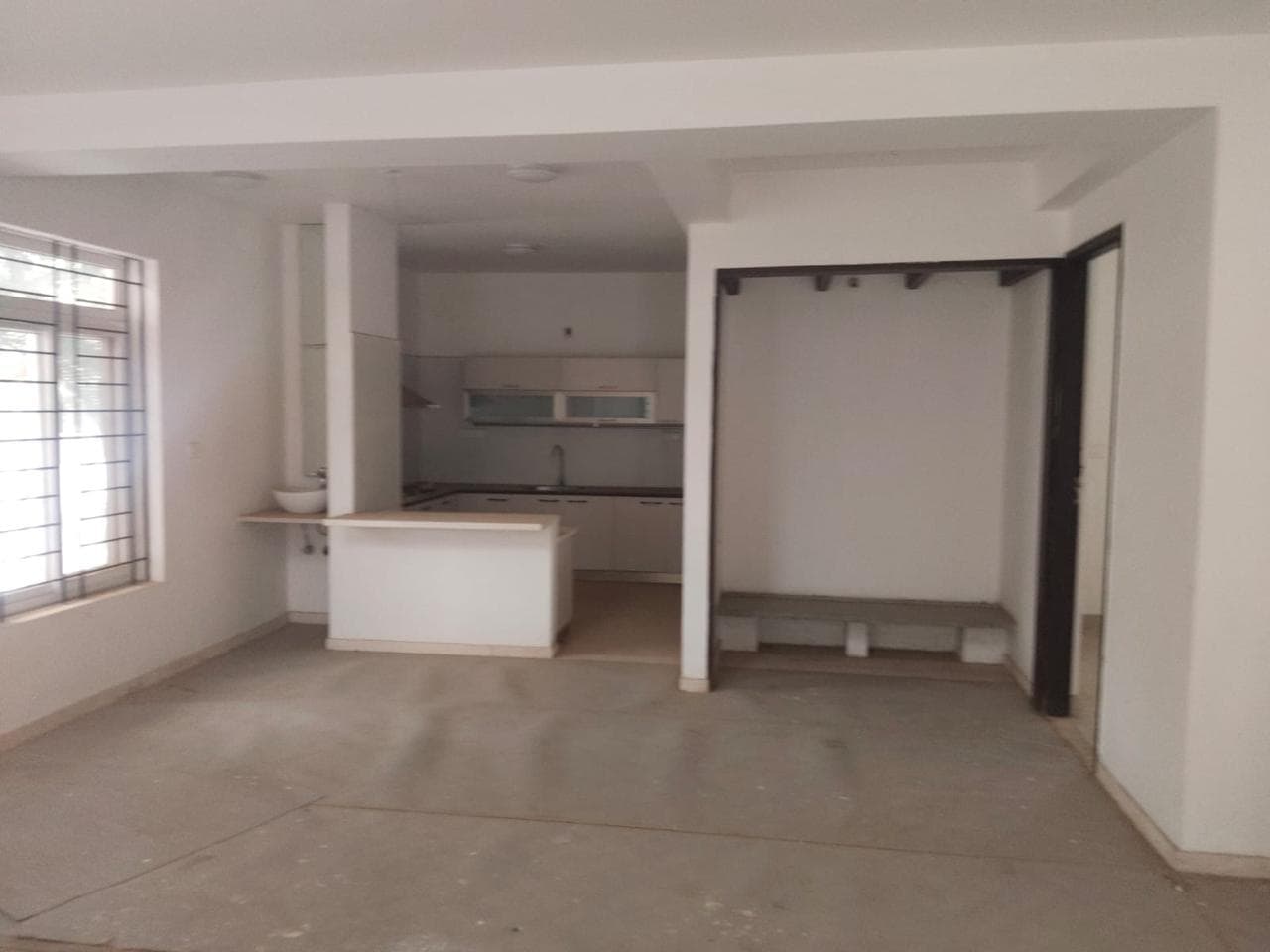 Property Photos 23