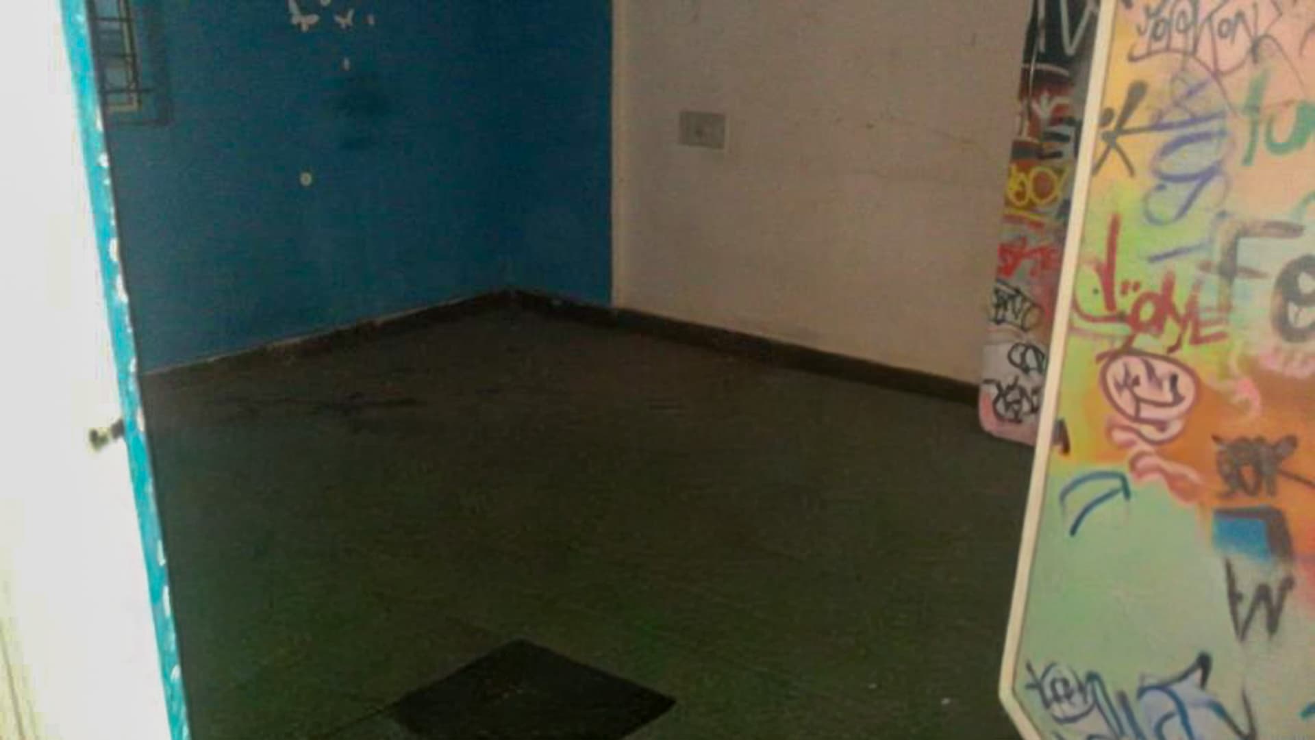Property Photos 8