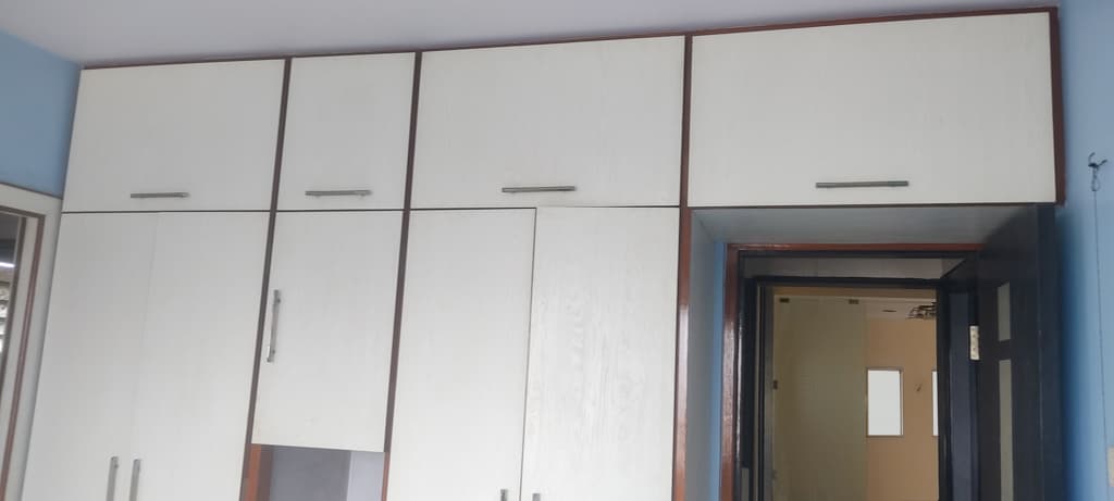 Property Photos 11