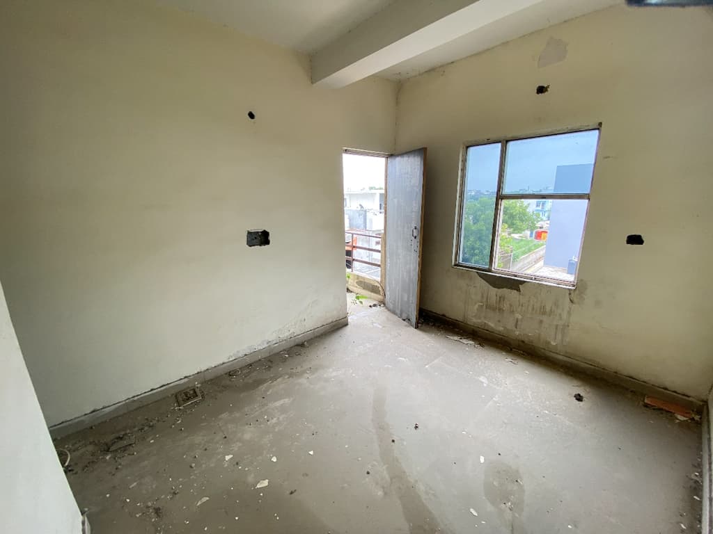 Property Photos 15