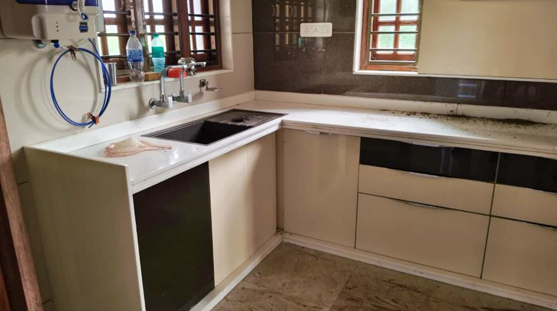 Property Photos 18