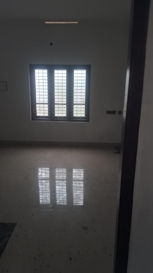 Property Photos 18