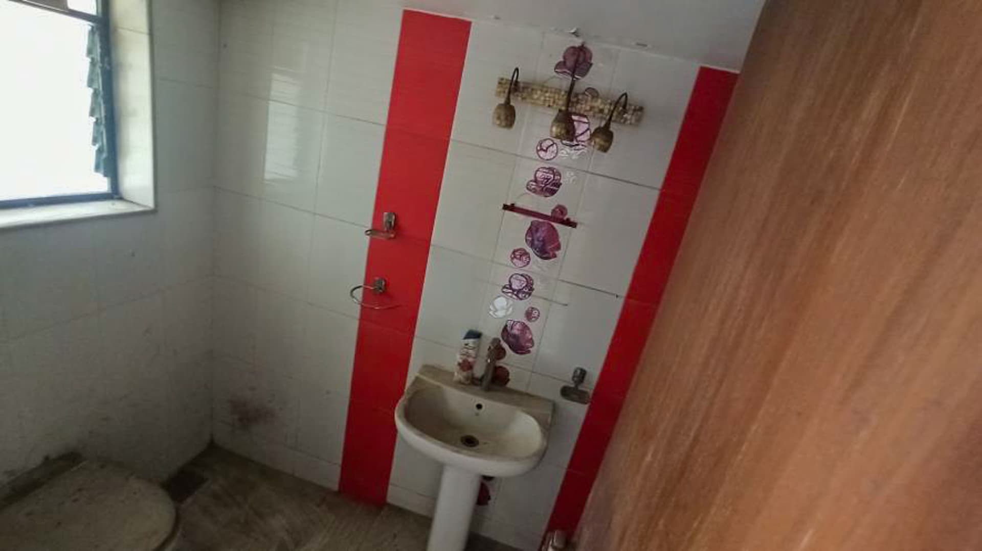Property Photos 7