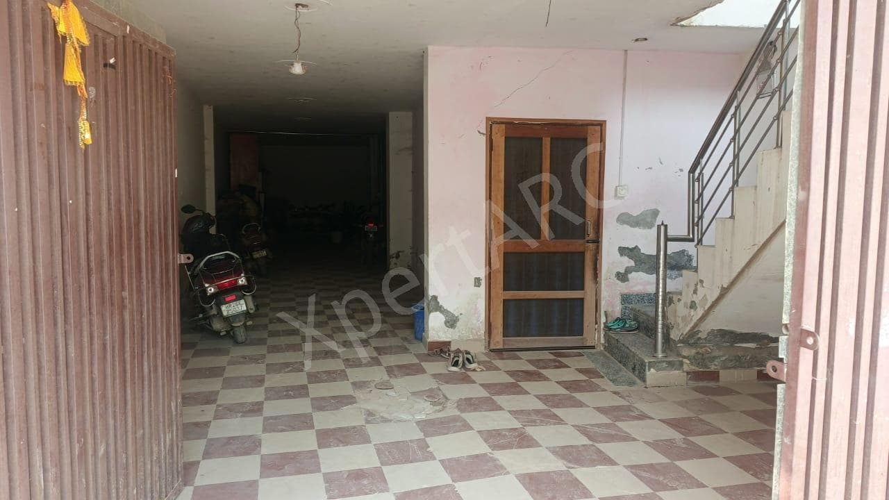 Property Photos 8