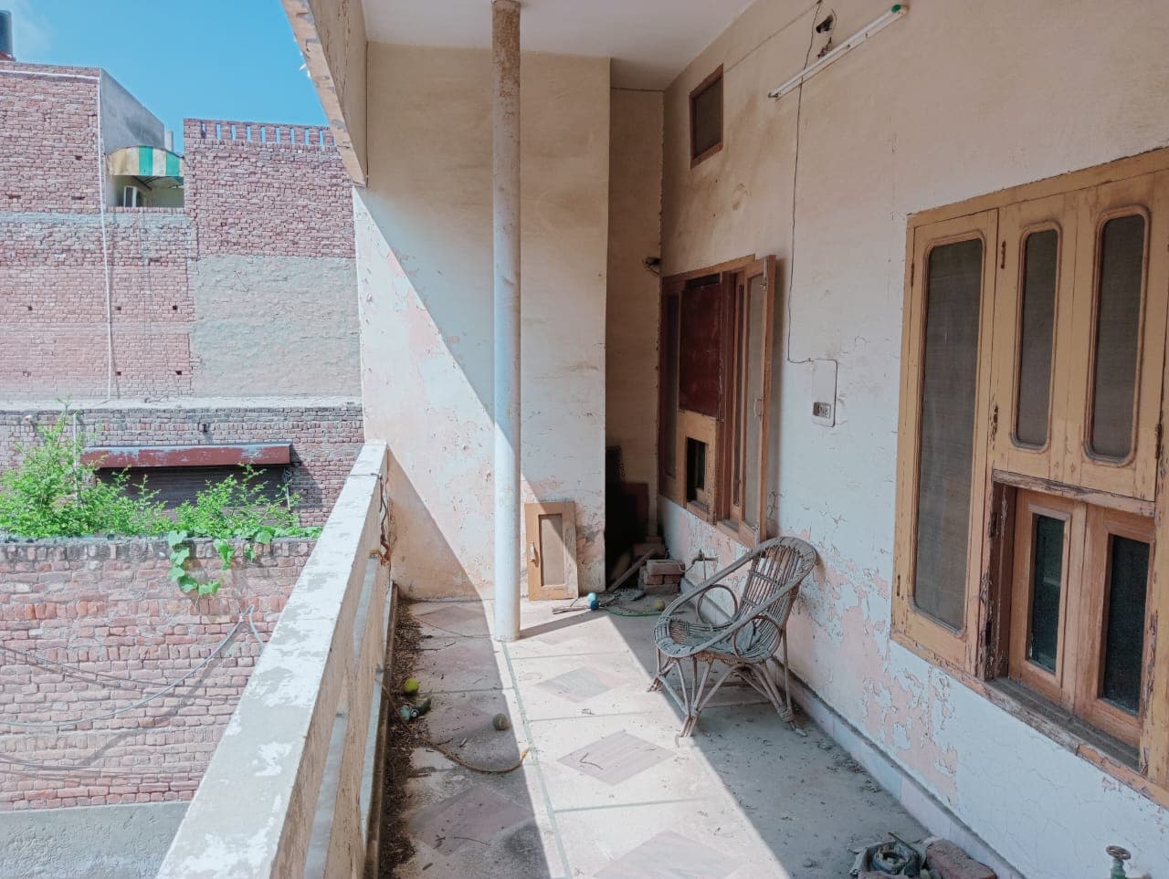 Property Photos 8