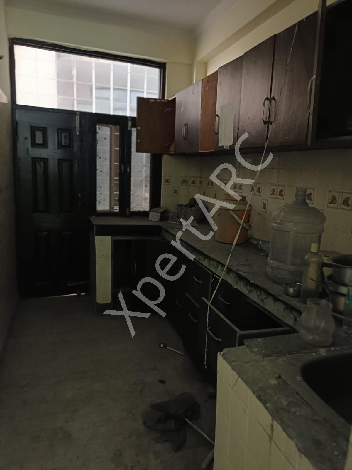 Property Photos 28