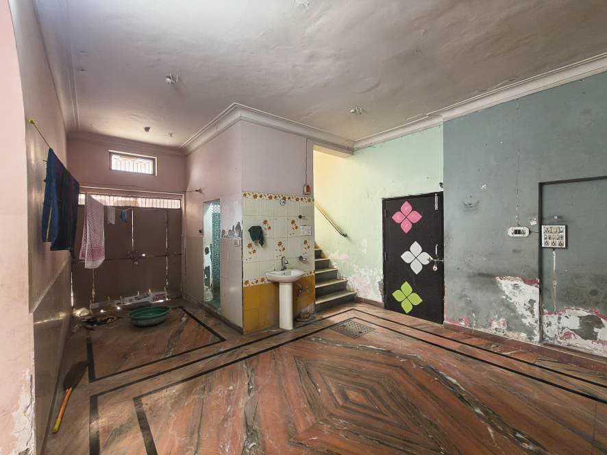 Property Photos 35