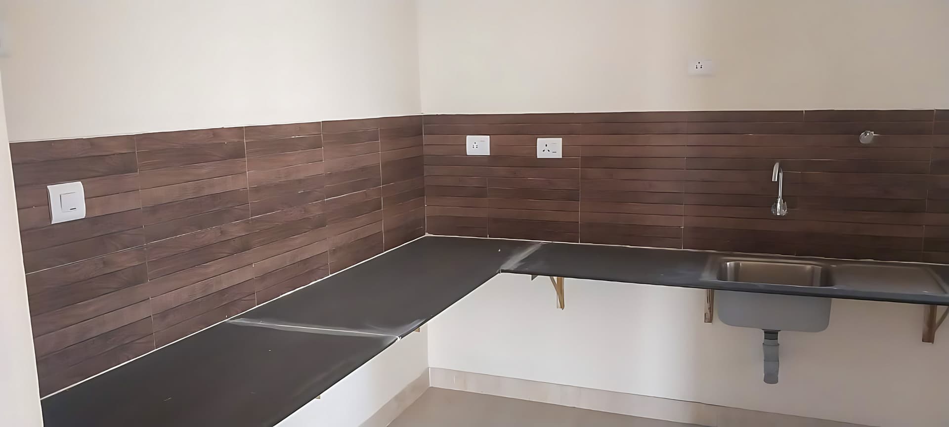 Property Photos 5