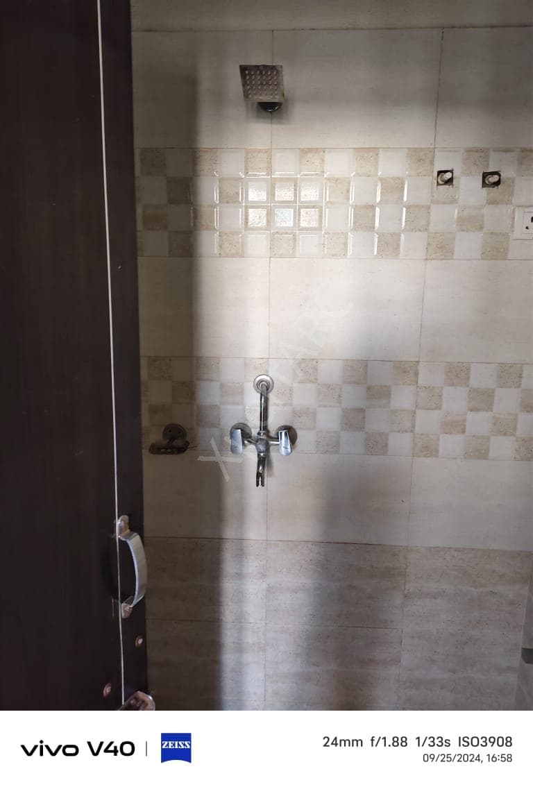 Property Photos 4