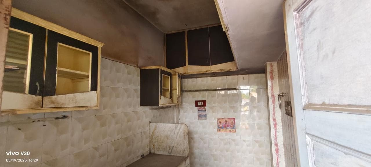 Property Photos 8
