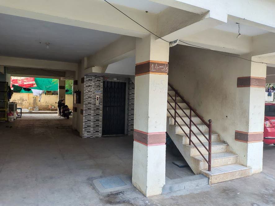 Property Photos 17