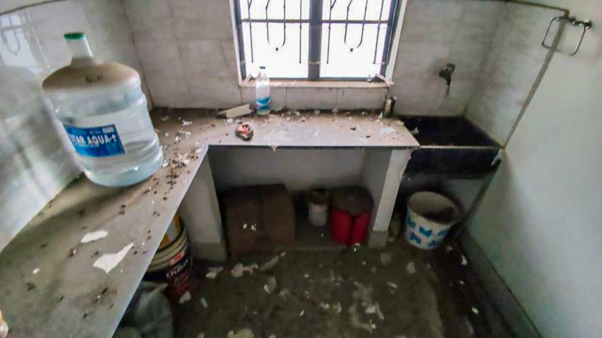 Property Photos 6