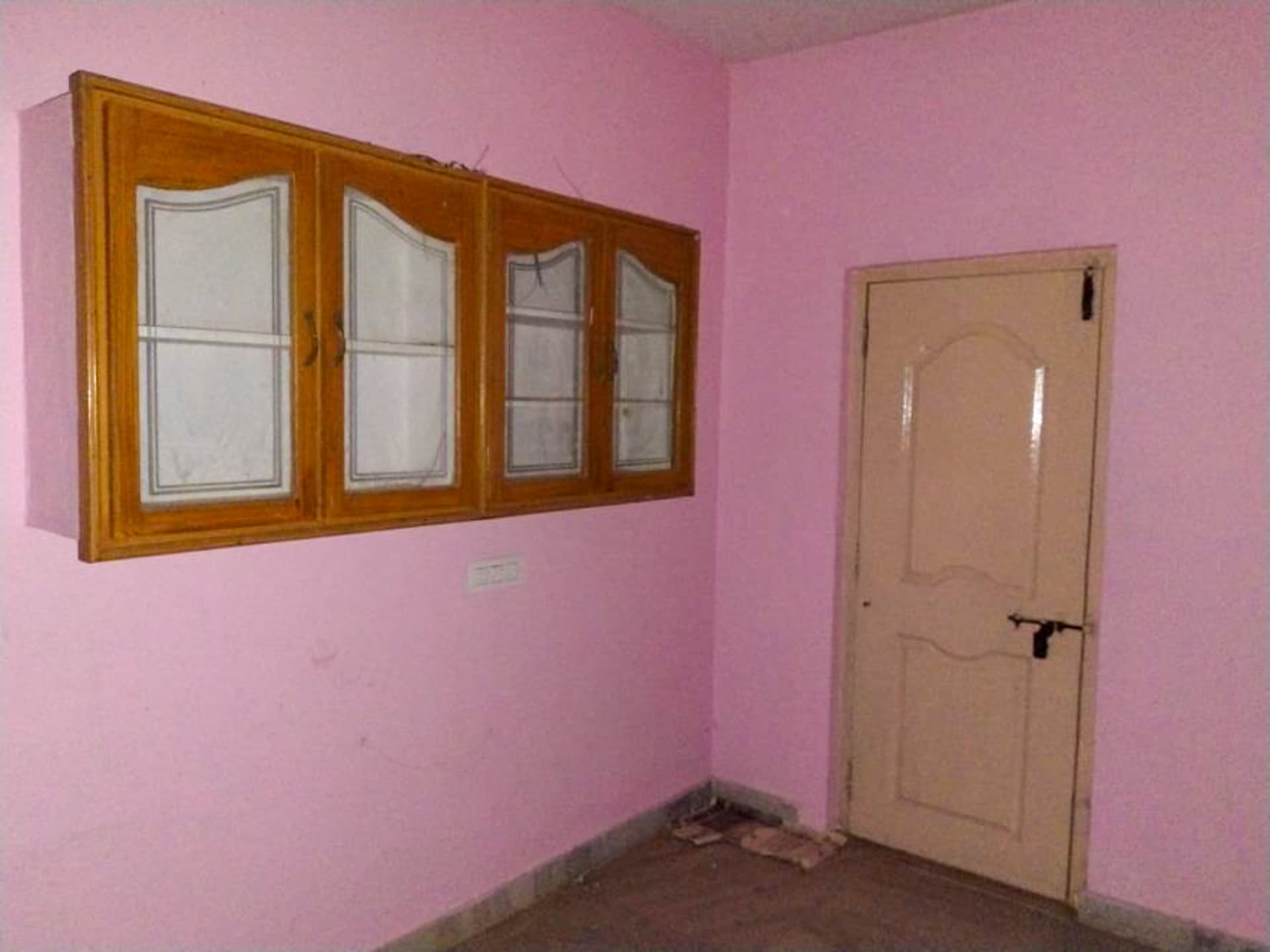 Property Photos 16