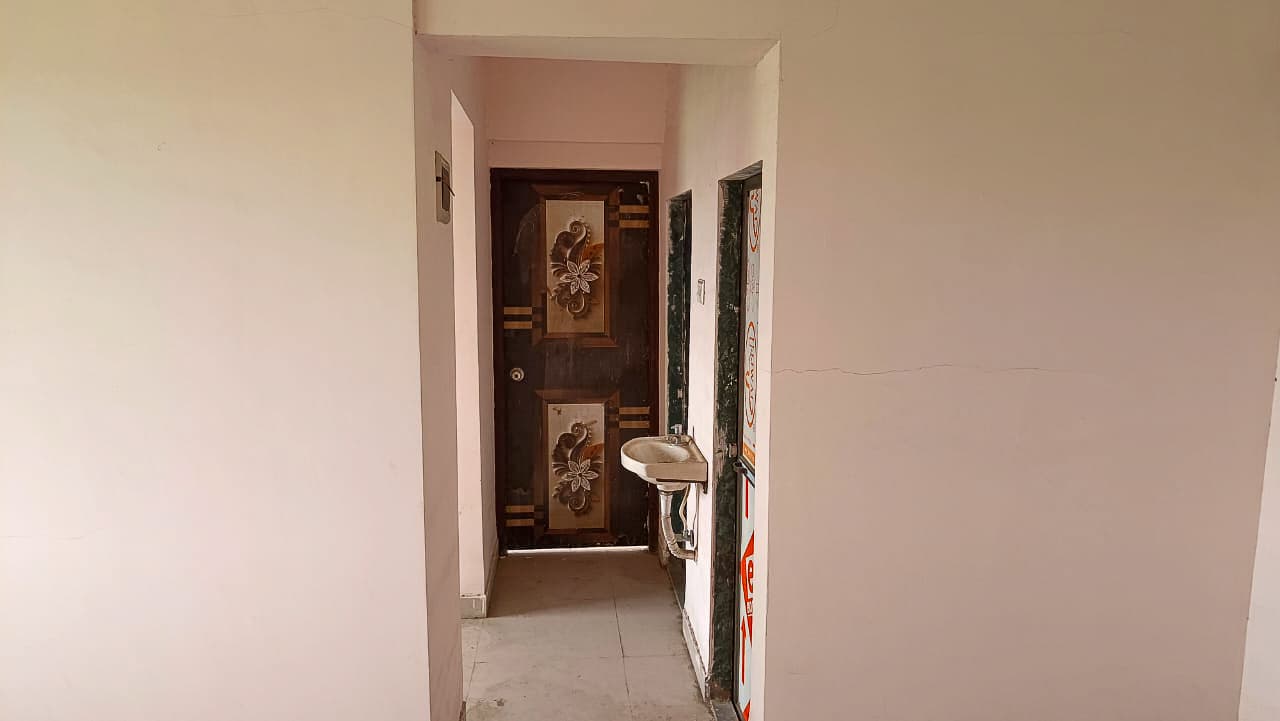 Property Photos 9