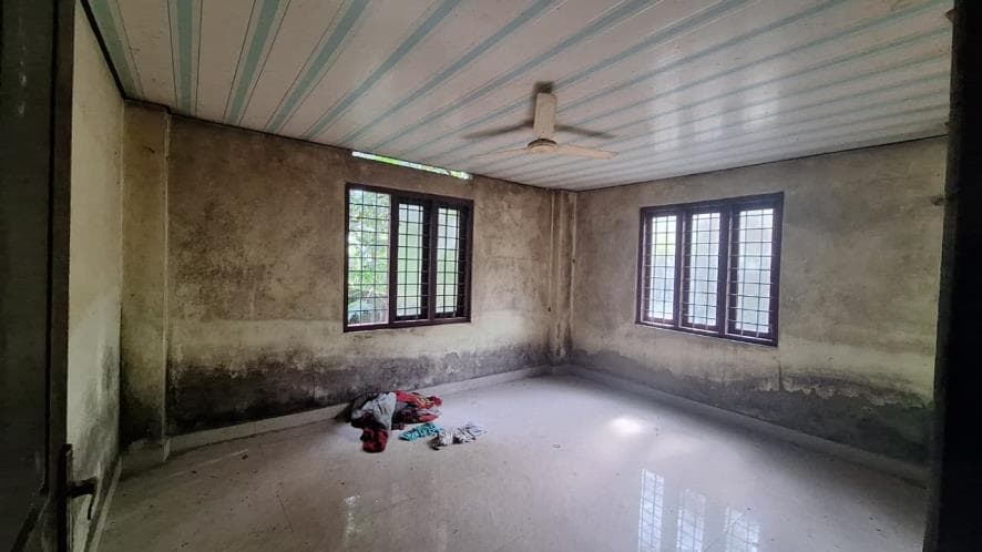 Property Photos 23