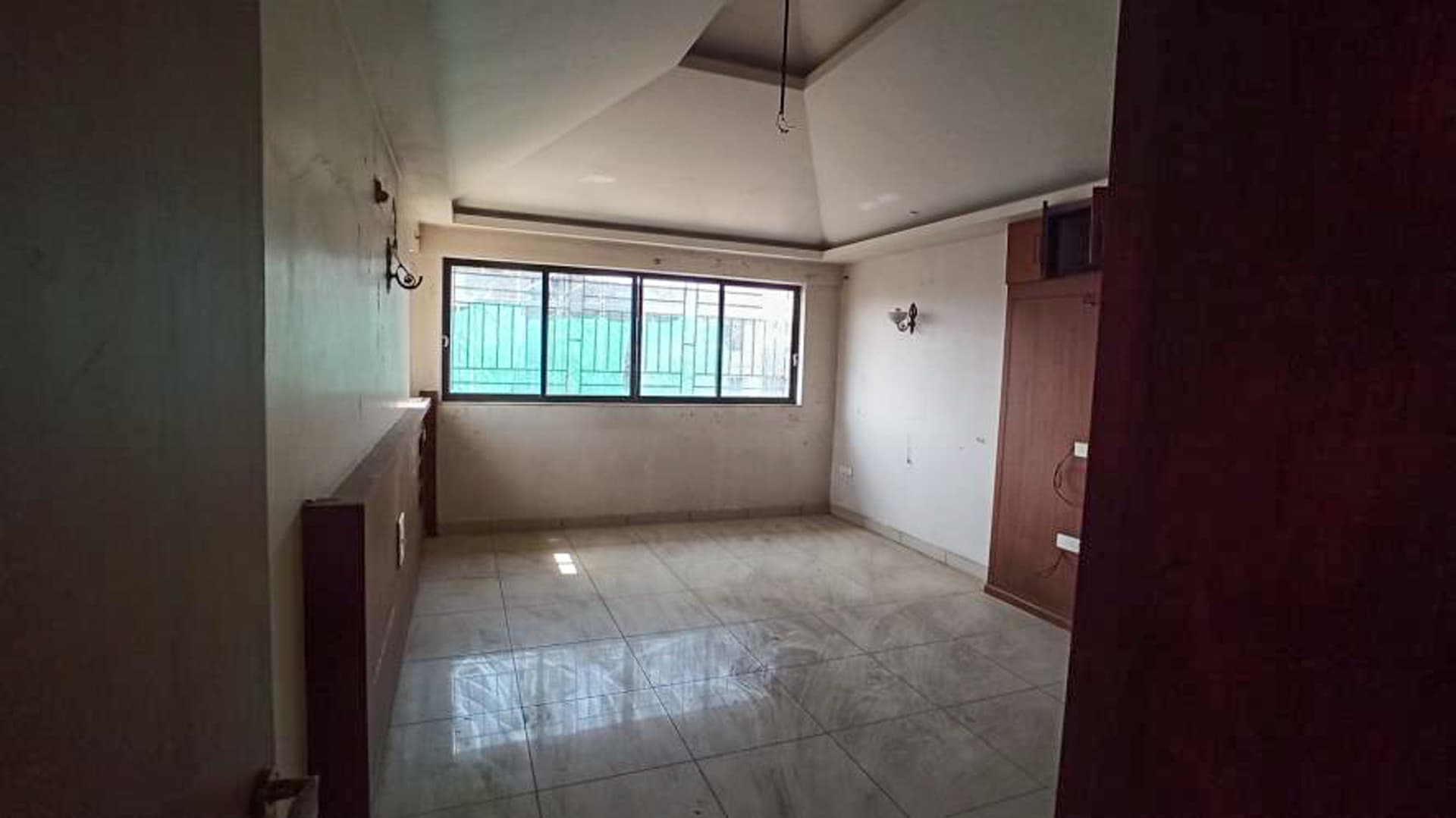 Property Photos 5