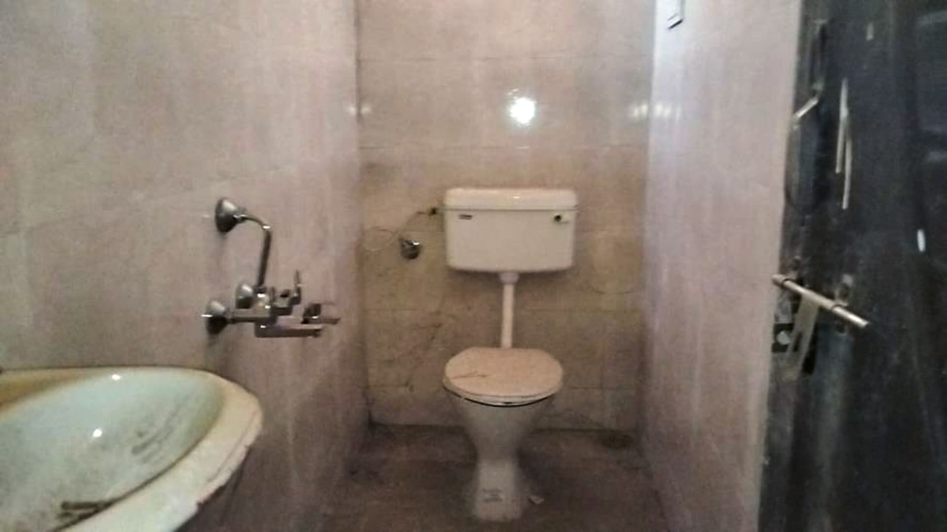 Property Photos 21