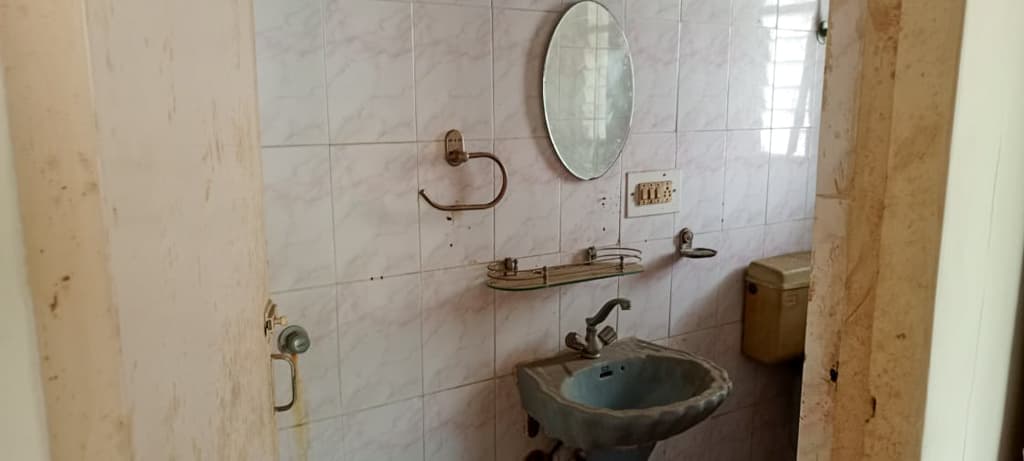 Property Photos 27