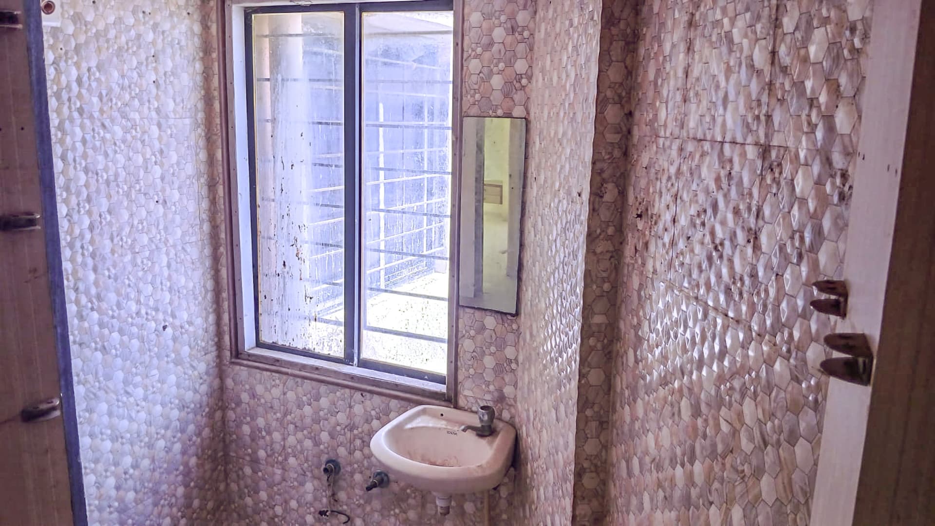 Property Photos 29