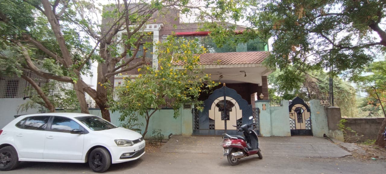 Property Photos 1
