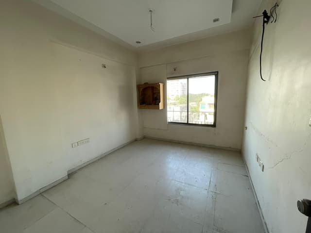 Property Photos 8