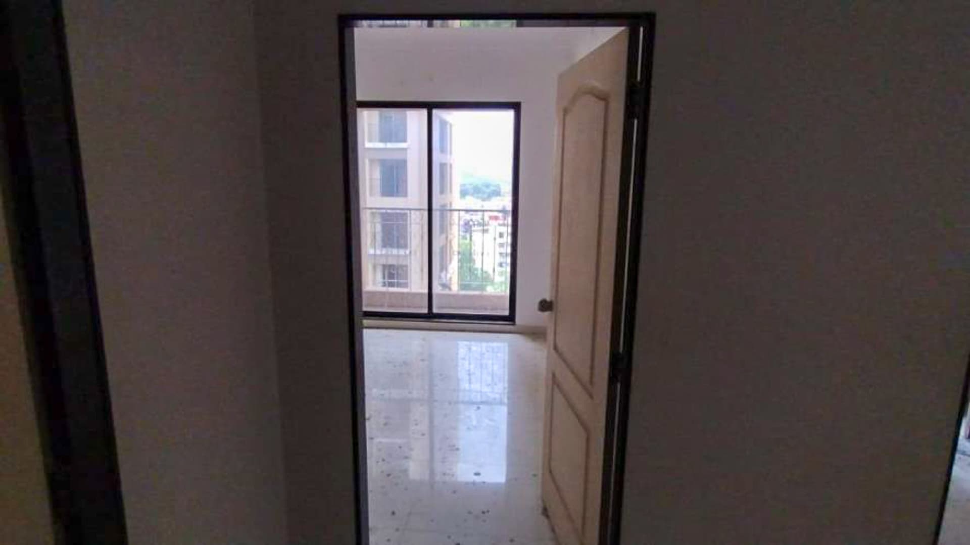 Property Photos 34