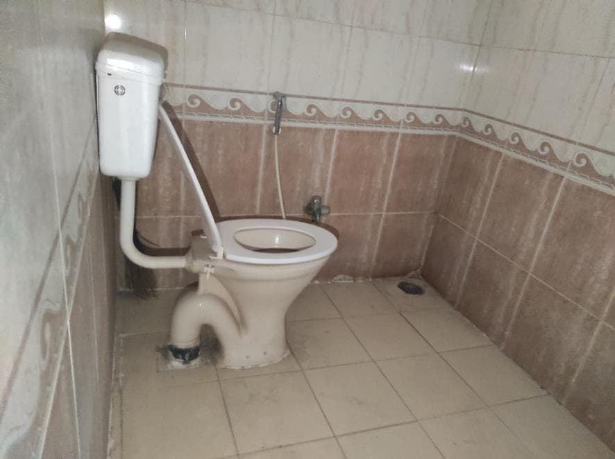 Property Photos 8