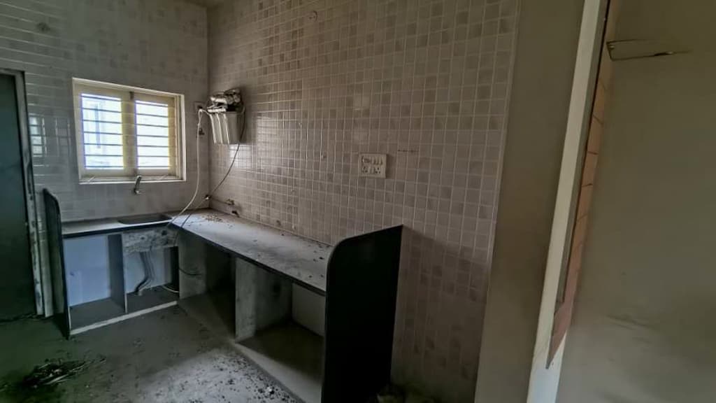 Property Photos 18