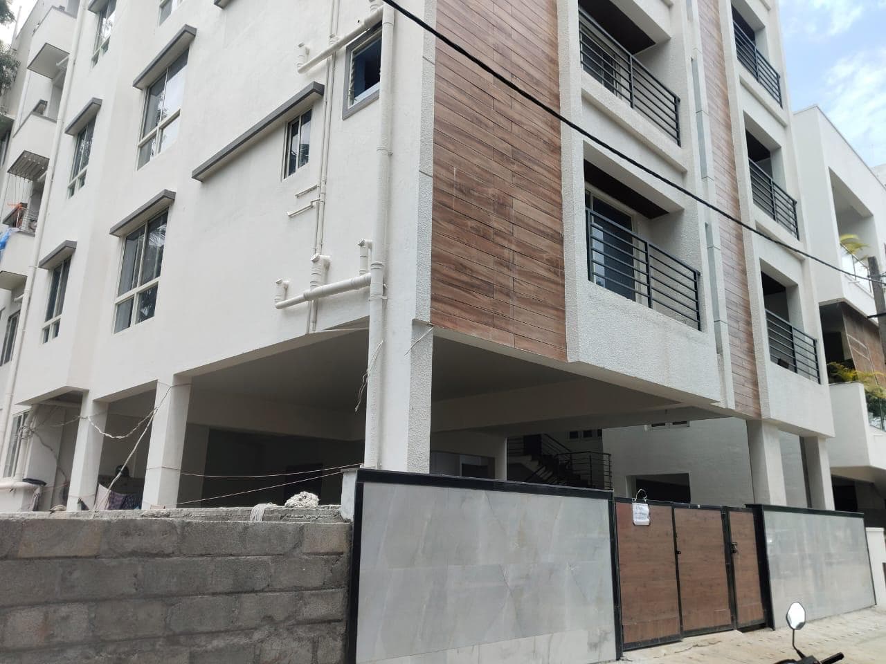 Property Photos 7