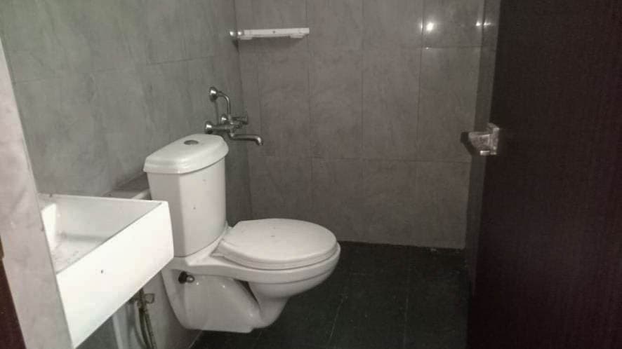 Property Photos 18