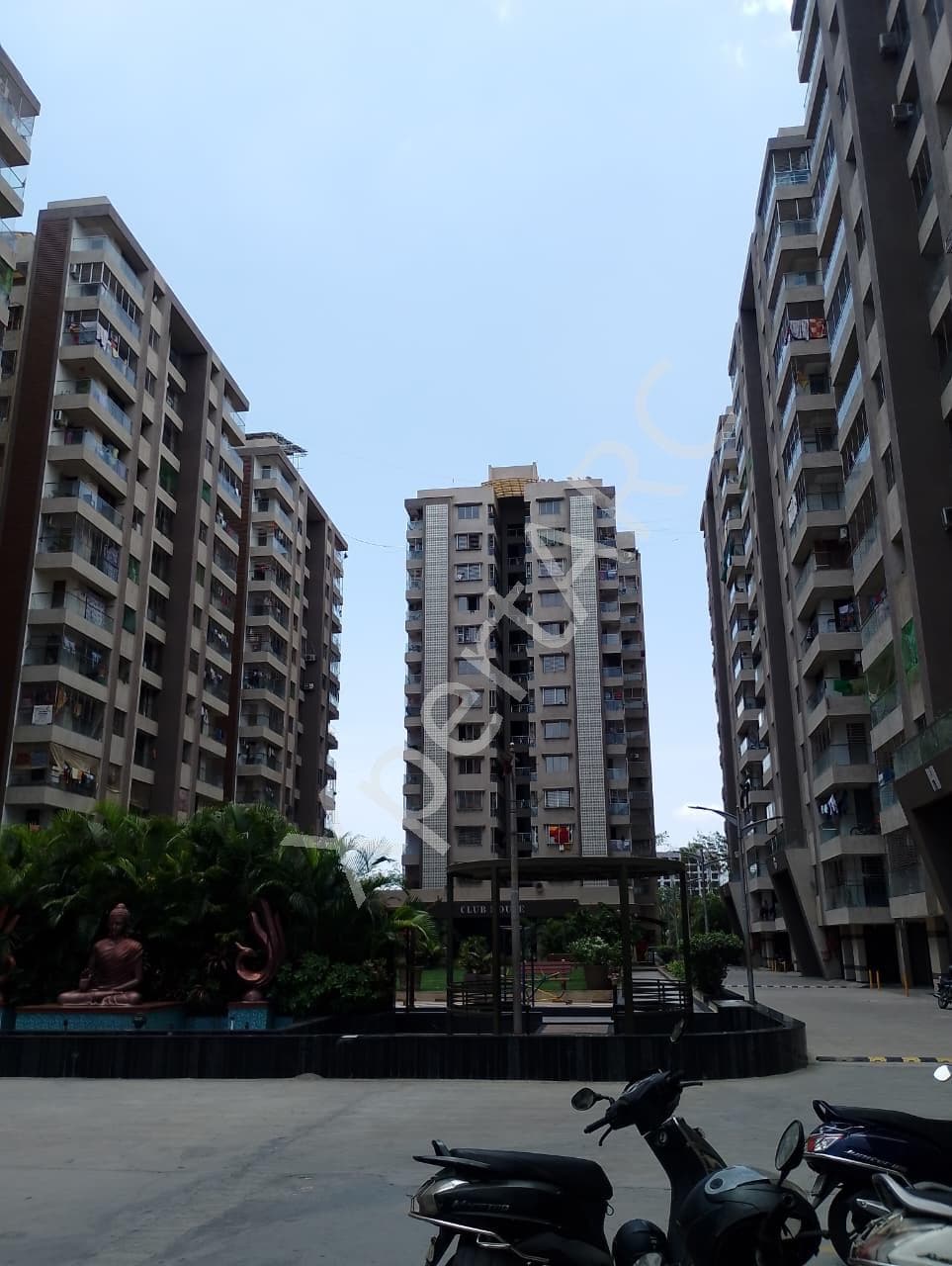Property Photos 9