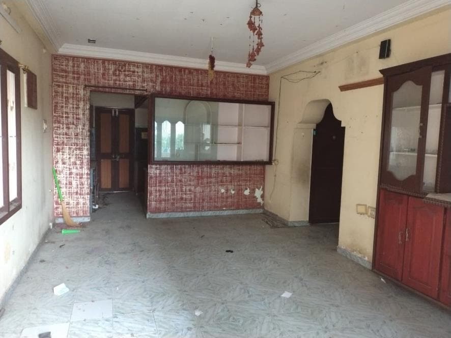 Property Photos 9