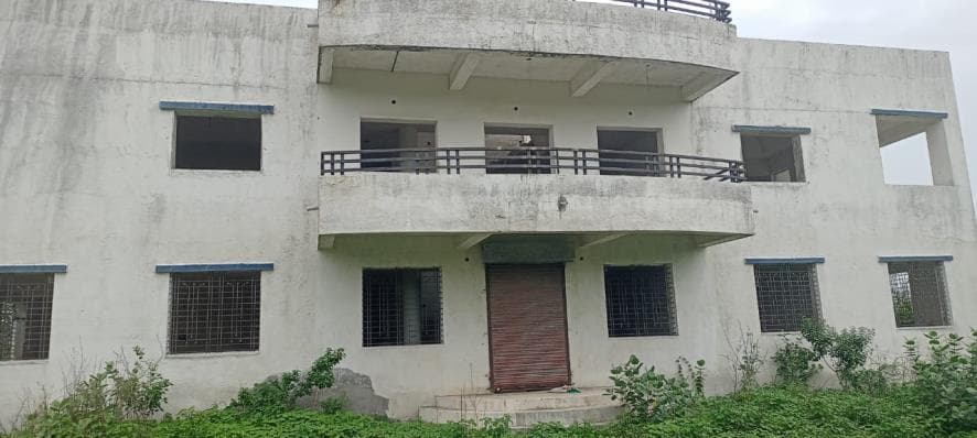 Property Photos 4