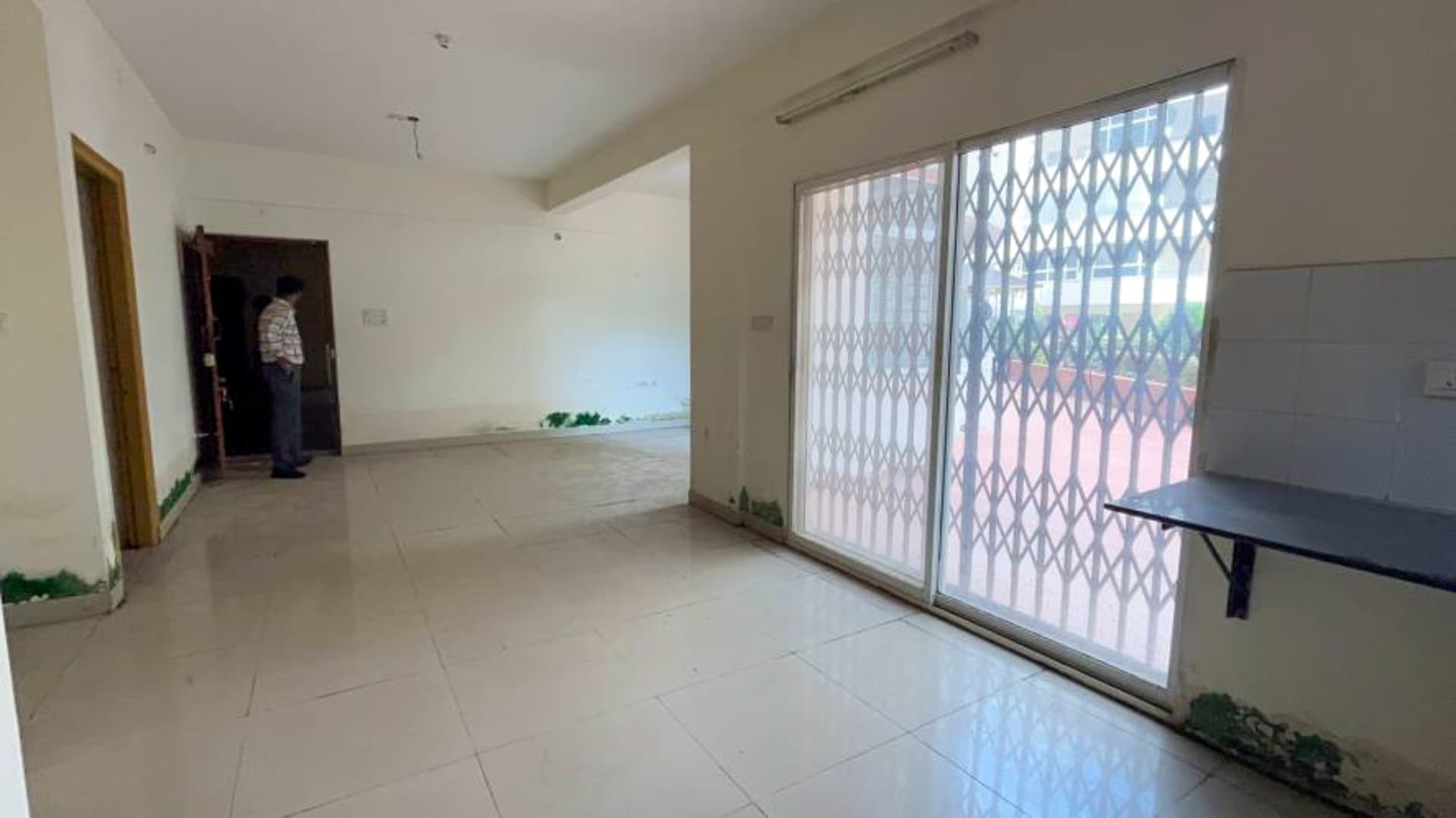Property Photos 6