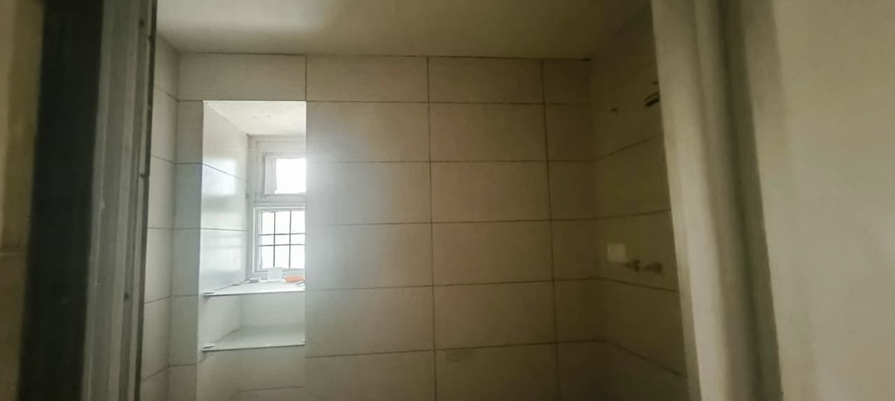 Property Photos 9