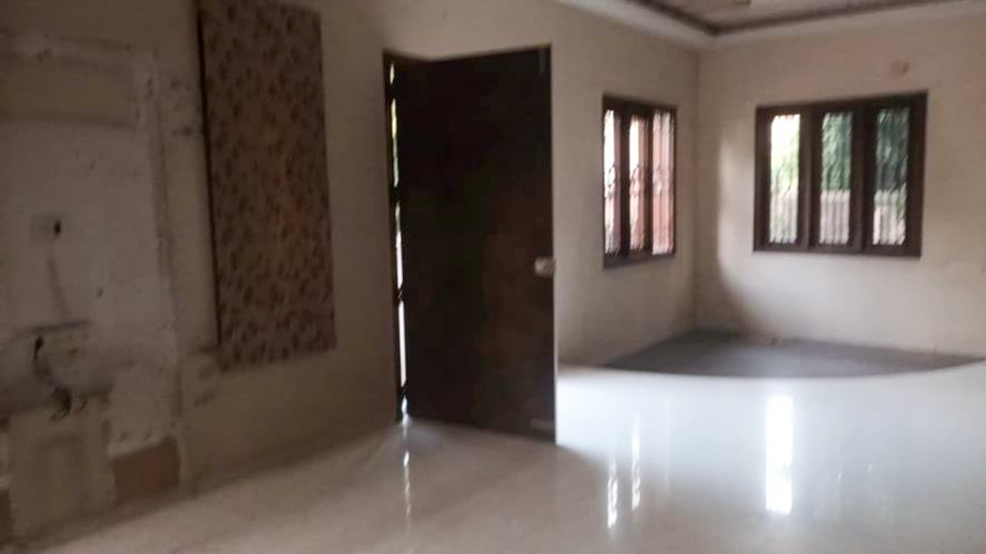 Property Photos 6