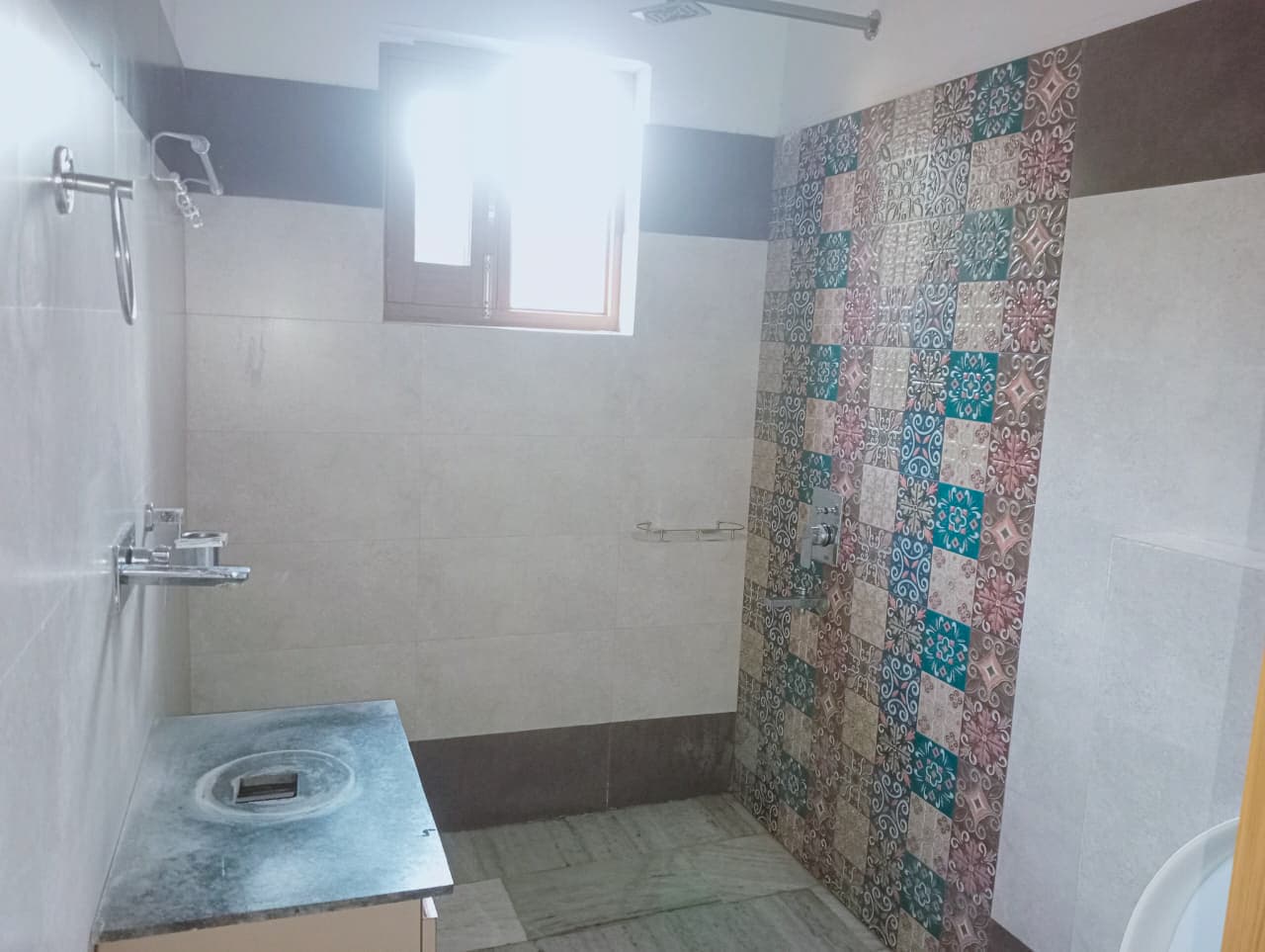 Property Photos 12