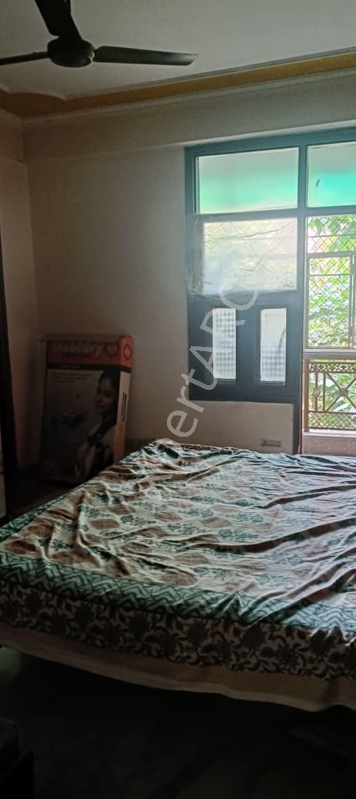 Property Photos 5