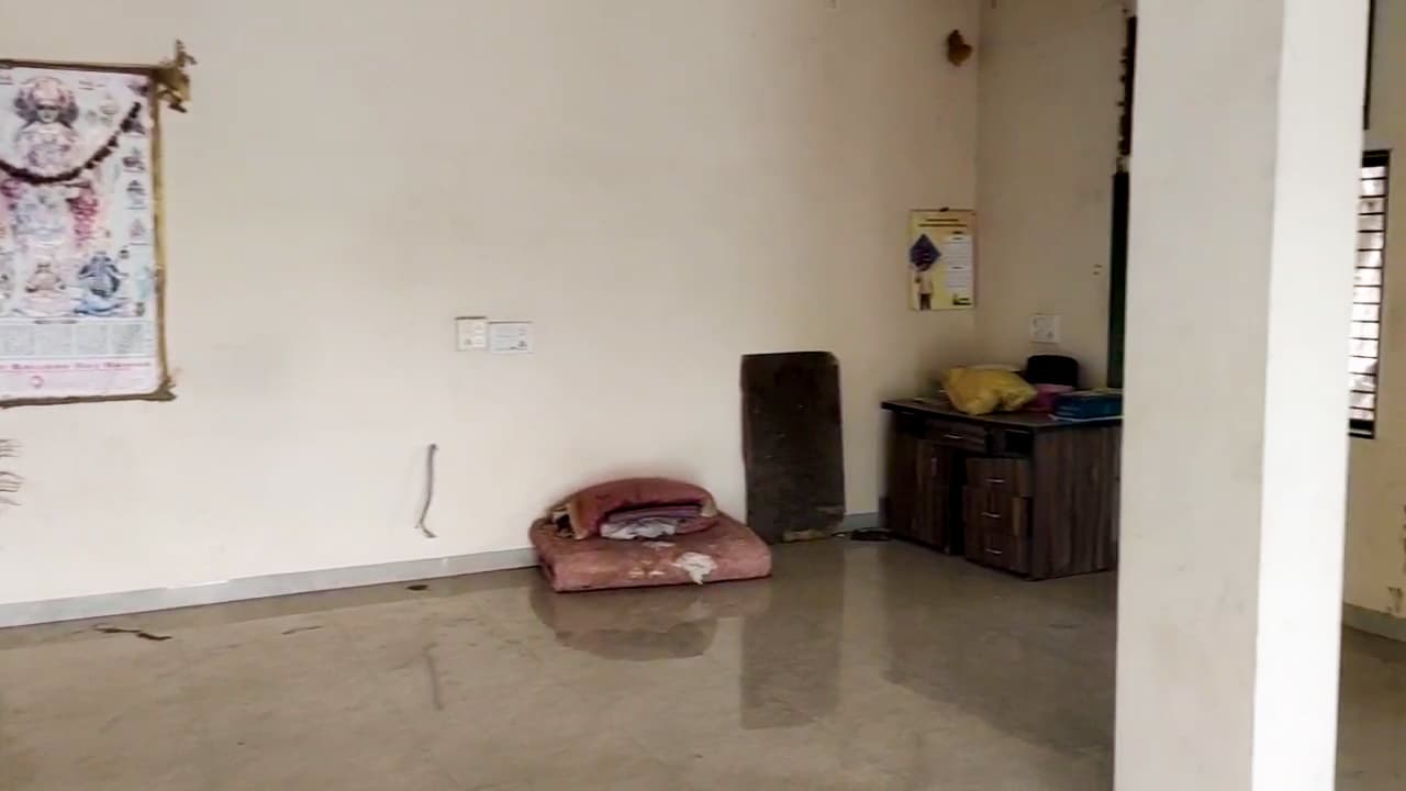 Property Photos 11