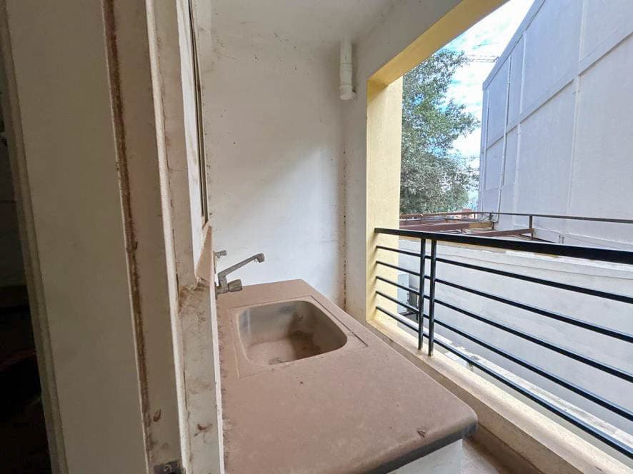 Property Photos 11