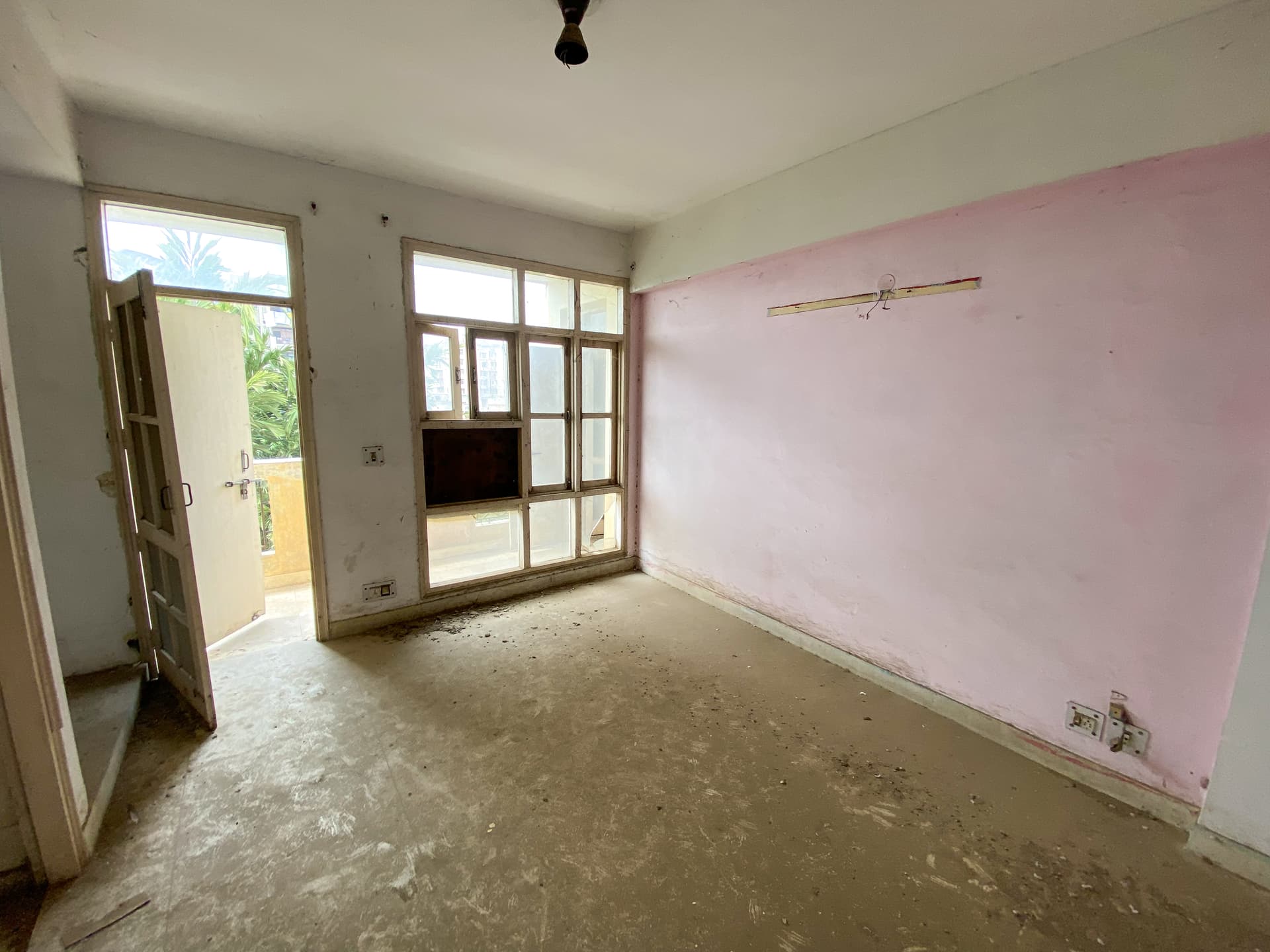 Property Photos 16