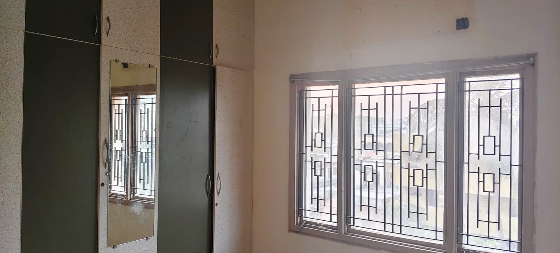 Property Photos 26
