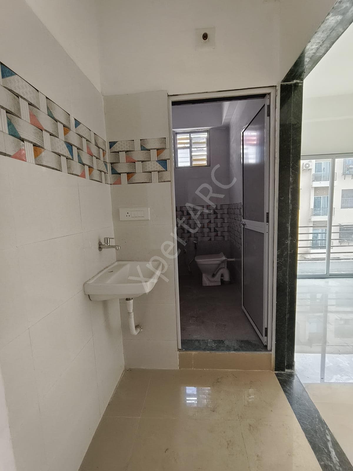 Property Photos 16