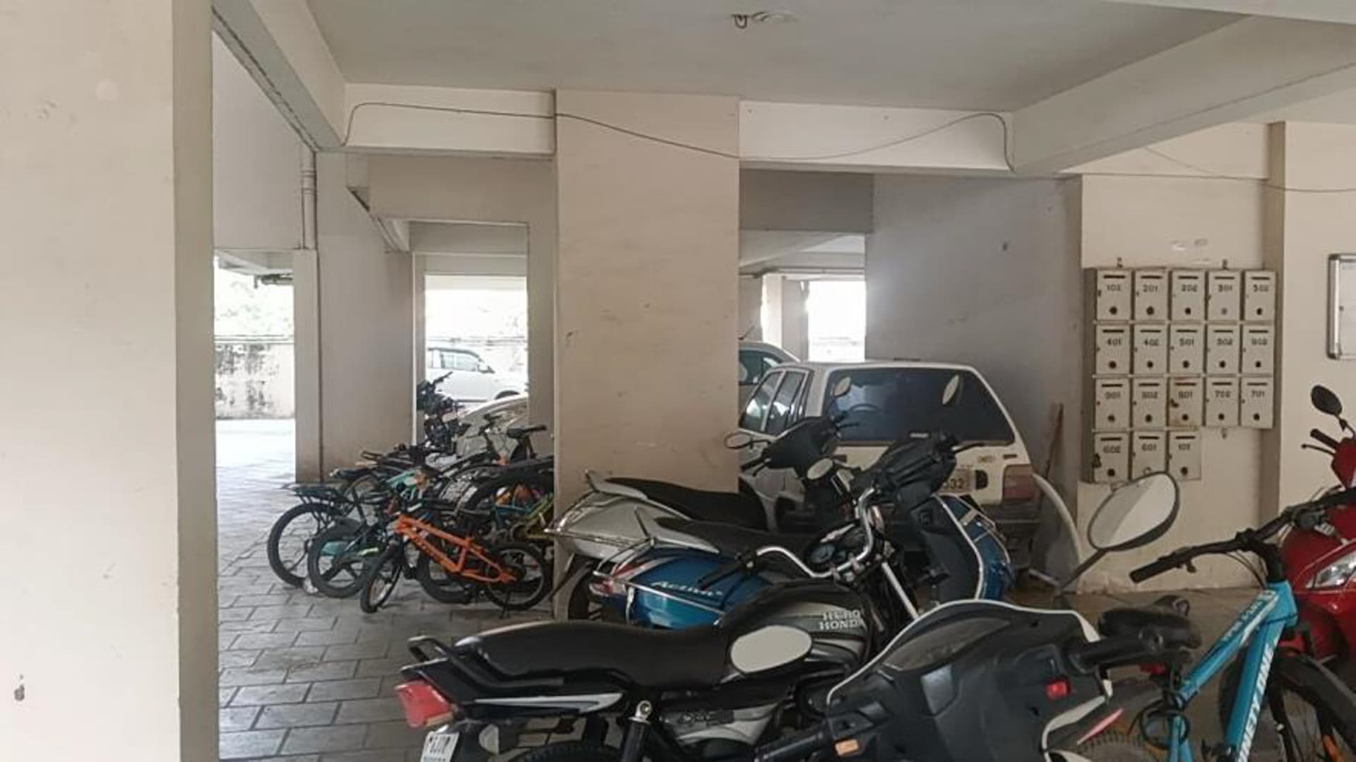 Property Photos 9