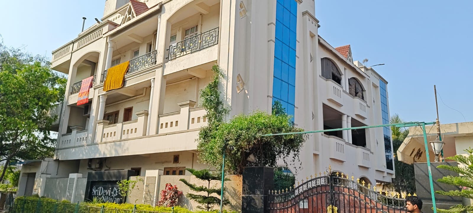 Property Photos 1