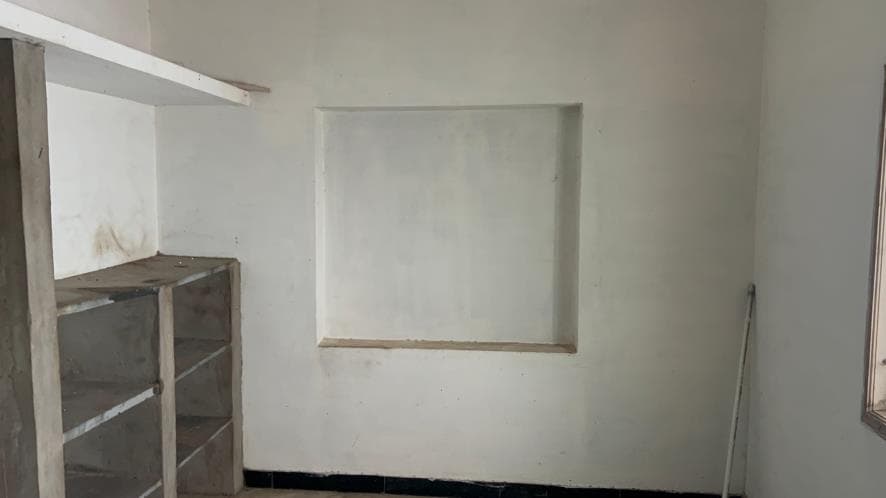 Property Photos 35