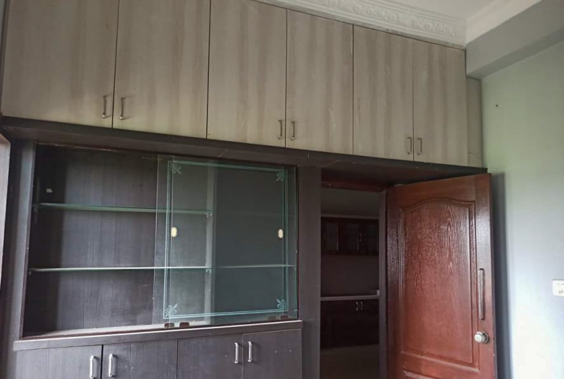 Property Photos 6
