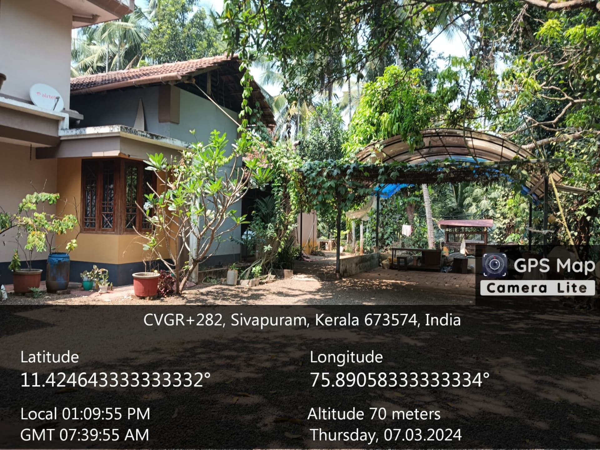 Property Photos 6