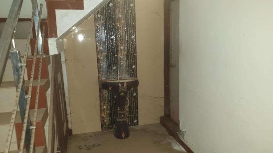 Property Photos 8