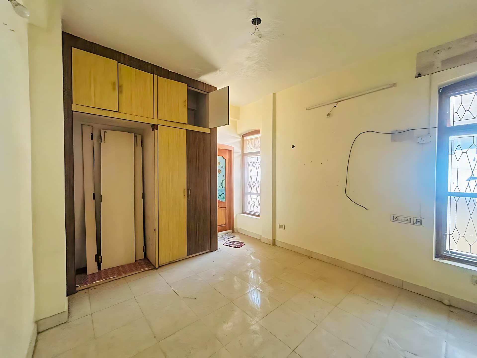 Property Photos 18